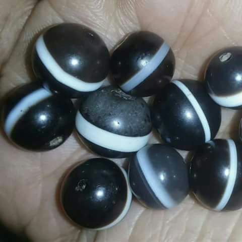 Stone, Pearls (1)
